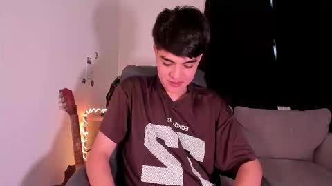 Snapshot of jaythomax chatting on 9, 9, 2025 jaythomax online show from 9, 9, 2025