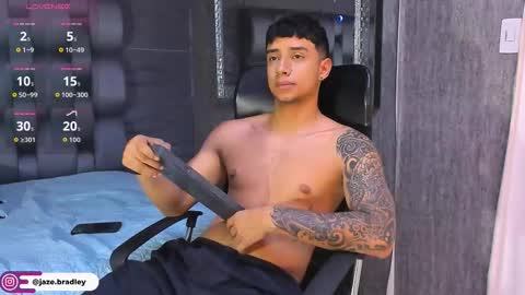 jaze_bradley online show from 17, 10, 2025