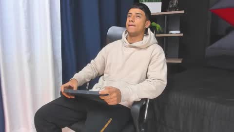 jaze_bradley online show from 20, 12, 2025