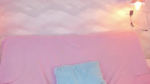 JAZLIN ANGELS online show from 6, 11, 2025