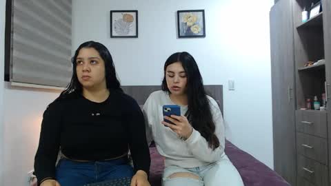 Snapshot of jazmin_dharius chatting on 12, 5, 2026 Jazmin and Scarlett online show from 12, 5, 2026