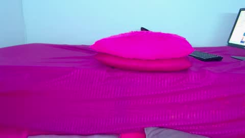 jazmin online show from 1, 3, 2026