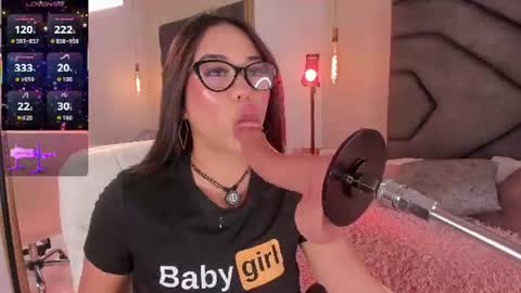 Snapshot of jazmine_21 chatting on 24, 6, 2026 Jasmine online show from 24, 6, 2026