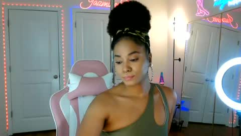 Snapshot of jazminefox chatting on 23, 6, 2026 Jazmine Fox online show from 23, 6, 2026