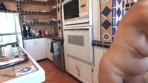 Snapshot of jccurves chatting on 3, 1, 2025 JCcurves online show from 3, 1, 2025