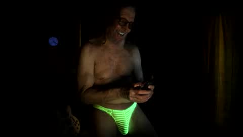 Snapshot of jdineuless chatting on 22, 3, 2026 JDinEuless online show from 22, 3, 2026