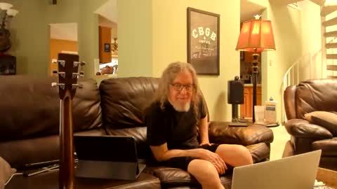 Snapshot of jdineuless chatting on 25, 4, 2026 JDinEuless online show from 25, 4, 2026