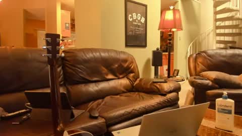 Snapshot of jdineuless chatting on 12, 7, 2026 JDinEuless online show from 12, 7, 2026