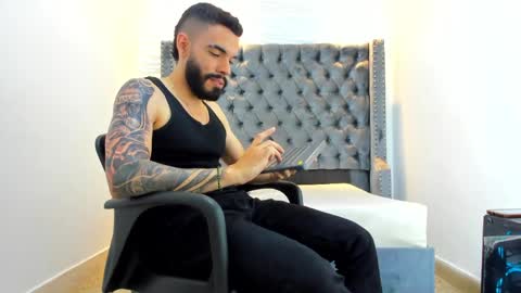 JEAN online show from 1, 4, 2026