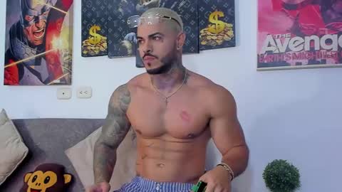 Snapshot of jean_lopez chatting on 5, 3, 2025 Jean axelcrow Modelo Independiente online show from 5, 3, 2025