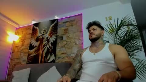 Jean  axelcrow       Modelo Independiente online show from 3, 7, 2026