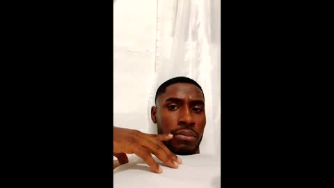 jeancarlos_09598073 online show from 4, 5, 2026