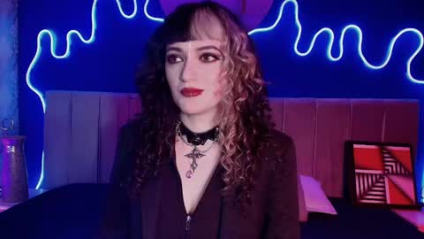 Snapshot of jeannesabatier chatting on 5, 6, 2026 Jean online show from 5, 6, 2026