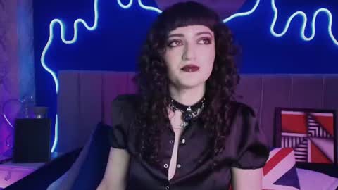 Snapshot of jeannesabatier chatting on 23, 6, 2026 Jean online show from 23, 6, 2026