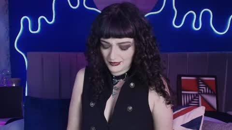 Snapshot of jeannesabatier chatting on 1, 7, 2026 Jean online show from 1, 7, 2026