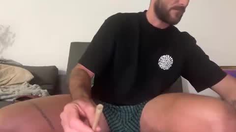 Snapshot of jeannojeanne13 chatting on 3, 10, 2025 jeannojeanne13 online show from 3, 10, 2025