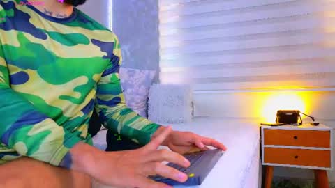 Snapshot of jeanpoolsex chatting on 10, 7, 2026 jeanpoolsex online show from 10, 7, 2026