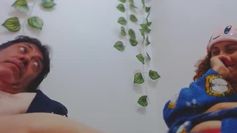 jeans_and_emma online show from 3, 3, 2025