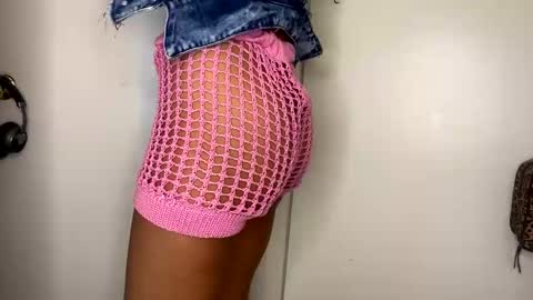 Snapshot of jeddahdolly chatting on 12, 1, 2025 jeddahdolly online show from 12, 1, 2025