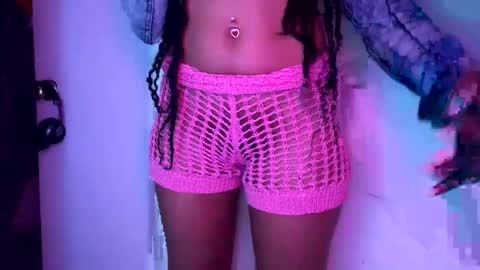 Snapshot of jeddahdolly chatting on 12, 1, 2025 jeddahdolly online show from 12, 1, 2025