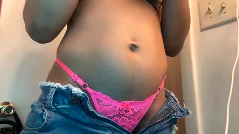 Snapshot of jeddahdolly chatting on 31, 1, 2025 jeddahdolly online show from 31, 1, 2025