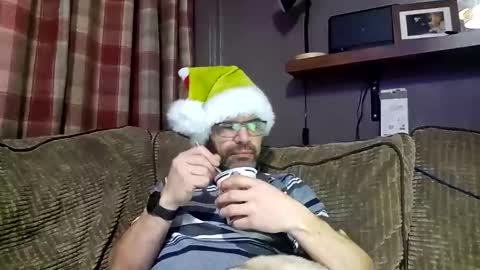 Snapshot of jediknight2 chatting on 21, 12, 2025 Matt online show from 21, 12, 2025