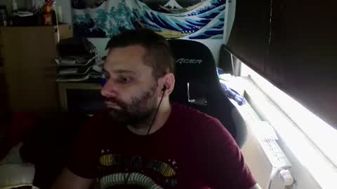 Snapshot of jeetzys chatting on 12, 6, 2026 you may know me lol online show from 12, 6, 2026