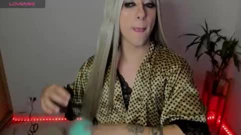  ashley   online show from 6, 1, 2026