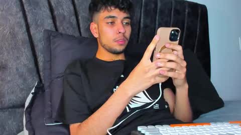 Snapshot of jei_cox chatting on 25, 10, 2025 jei online show from 25, 10, 2025