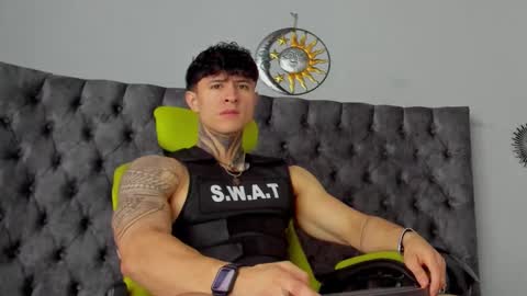 Snapshot of jeins_carter chatting on 31, 12, 2024 JC online show from 31, 12, 2024