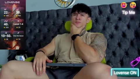 Snapshot of jeins_carter chatting on 17, 1, 2025 JC online show from 17, 1, 2025