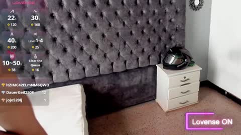 Snapshot of jeins_carter chatting on 12, 3, 2025 JC online show from 12, 3, 2025