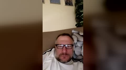 Snapshot of jekin1 chatting on 8, 8, 2026 jekin1 online show from 8, 8, 2026