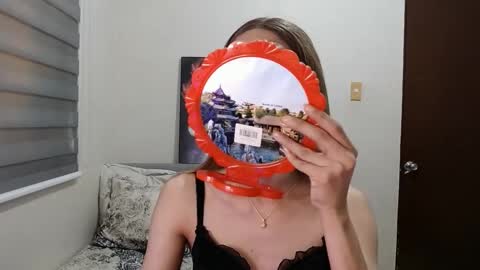 Snapshot of jelayasianxx chatting on 18, 2, 2025 Lexie online show from 18, 2, 2025