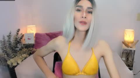 Snapshot of jelayasianxx chatting on 18, 10, 2025 Lexie online show from 18, 10, 2025