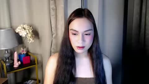 Snapshot of jelian365 chatting on 28, 11, 2025 Jelian online show from 28, 11, 2025