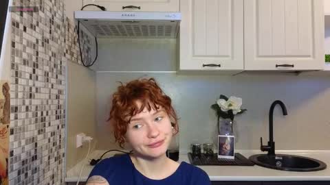 Snapshot of jelly_cherry chatting on 6, 2, 2025 Emily online show from 6, 2, 2025