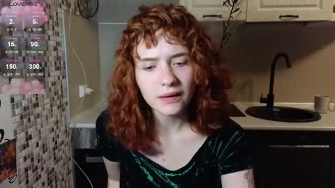 Snapshot of jelly_cherry chatting on 23, 11, 2025 Emily online show from 23, 11, 2025