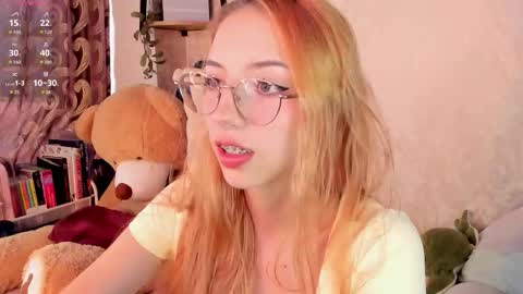 Snapshot of jelly_w5 chatting on 23, 9, 2025 Jelly  online show from 23, 9, 2025