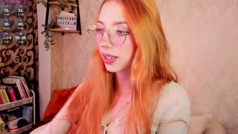 Snapshot of jelly_w5 chatting on 28, 10, 2025 Jelly  online show from 28, 10, 2025