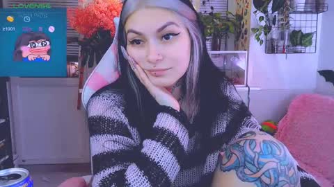 Jelya online show from 4, 3, 2025