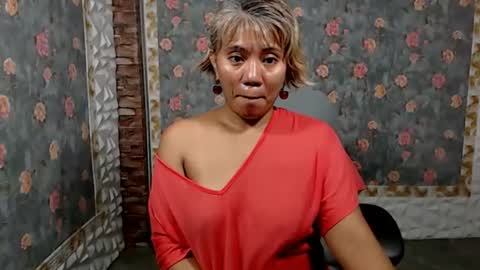 Snapshot of jemm36 chatting on 24, 12, 2024 Jem online show from 24, 12, 2024