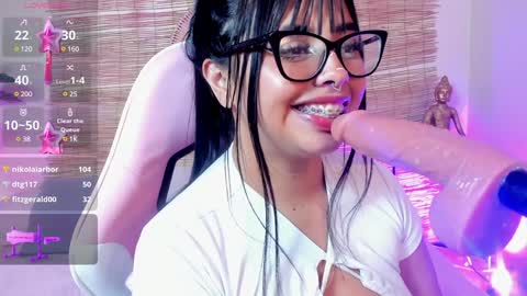 Snapshot of jena_nicols chatting on 10, 12, 2024 Jena online show from 10, 12, 2024