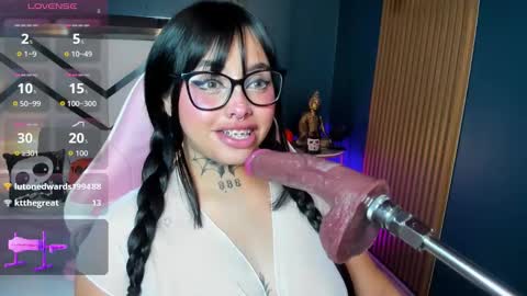 Snapshot of jena_nicols chatting on 9, 10, 2025 Jena online show from 9, 10, 2025