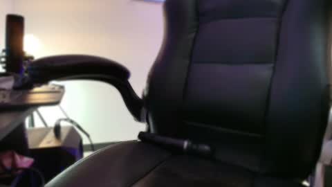 Snapshot of jenaa_ chatting on 1, 3, 2025 JEENA online show from 1, 3, 2025