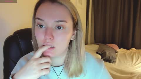 Snapshot of jeniceloveit_ chatting on 25, 4, 2026 Jenice online show from 25, 4, 2026