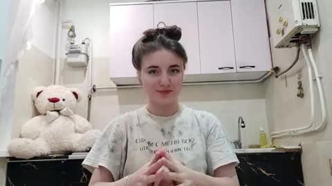 Snapshot of jeniffervaneck chatting on 15, 12, 2025 Jeniffer online show from 15, 12, 2025