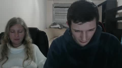JenisAndPeter online show from 1, 3, 2025
