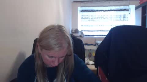 Snapshot of jenisandpeter chatting on 27, 4, 2026 JenisAndPeter online show from 27, 4, 2026