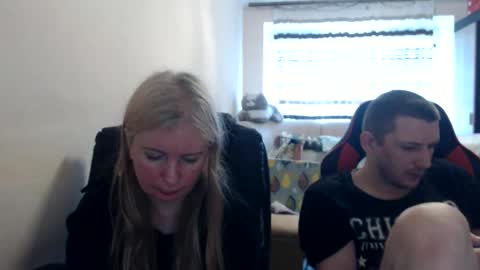 Snapshot of jenisandpeter chatting on 23, 5, 2026 JenisAndPeter online show from 23, 5, 2026